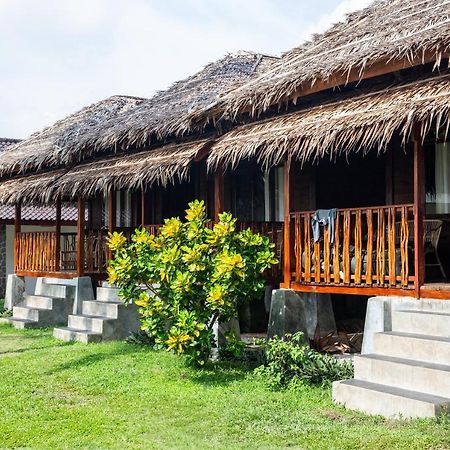 The Ujung Bocur Bungalows Krui Zewnętrze zdjęcie